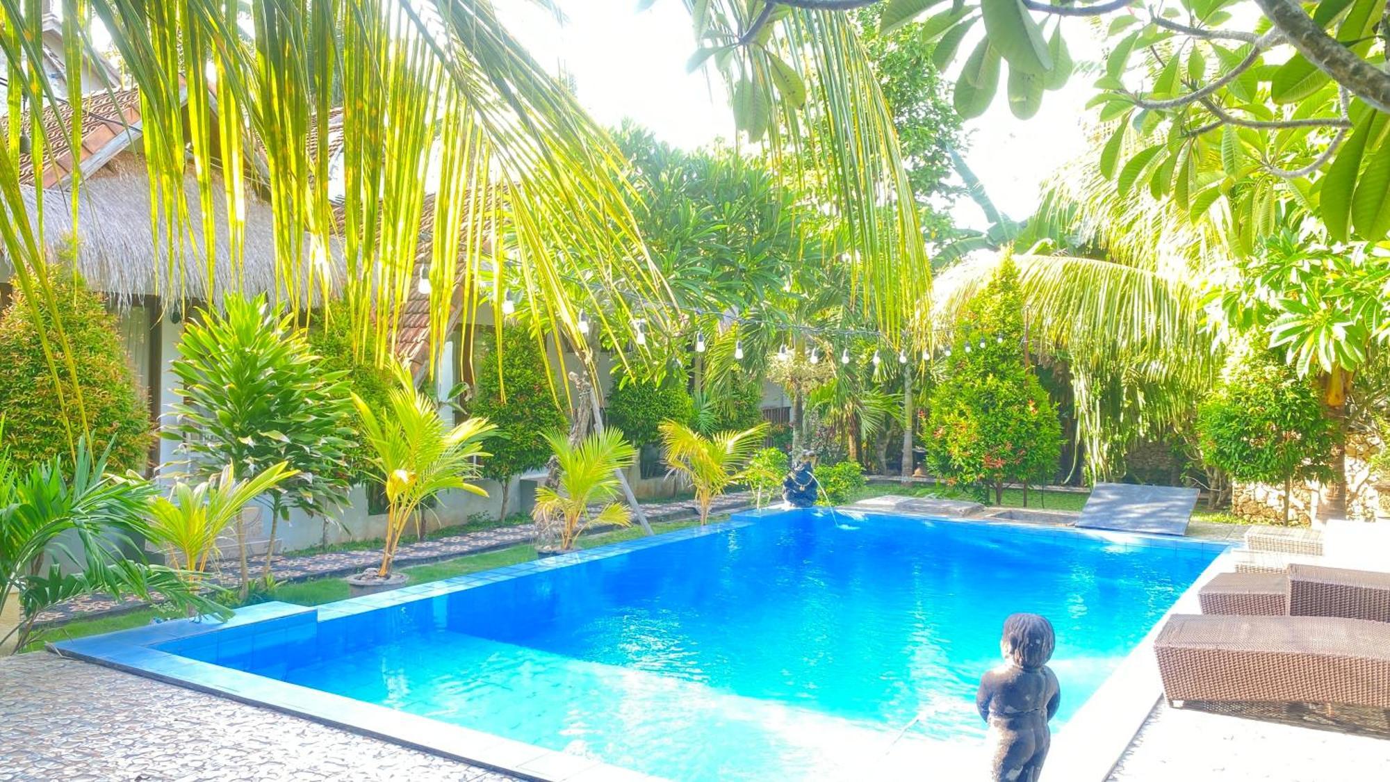 Gelih Bungalow Nusa Penida Batununggul Bagian luar foto