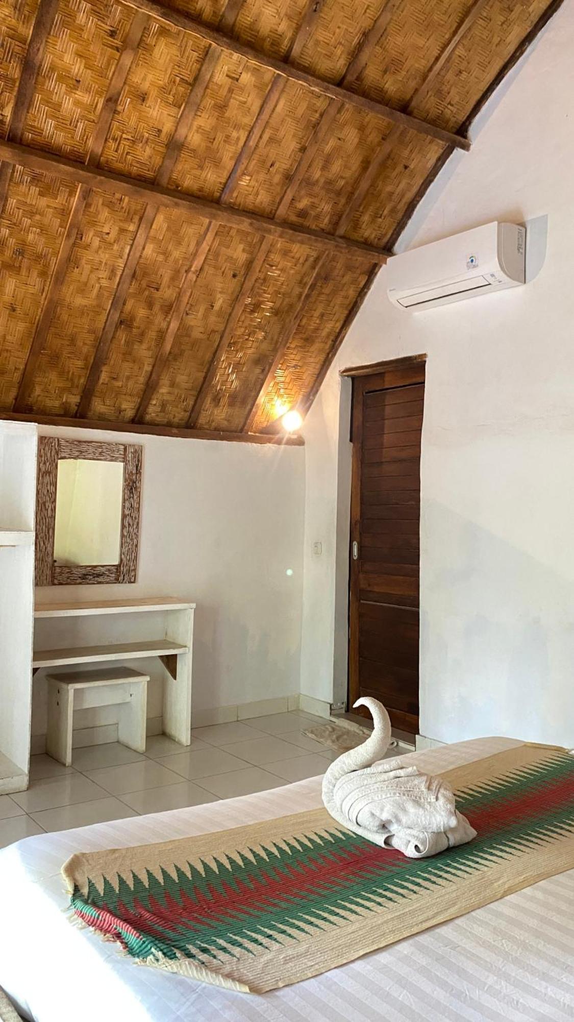 Gelih Bungalow Nusa Penida Batununggul Bagian luar foto